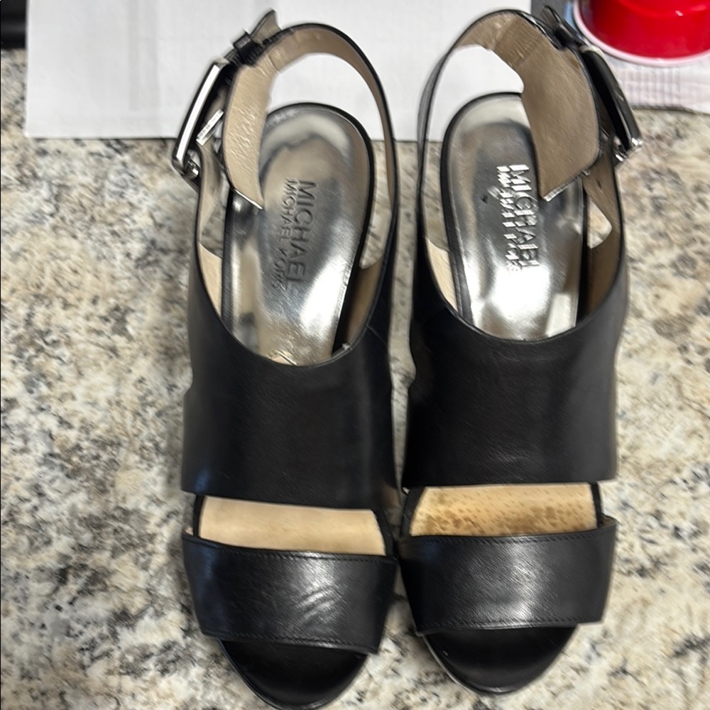 Michael Kors Black Leather Heels with Cross-Strap Design - Picture 2 of 10